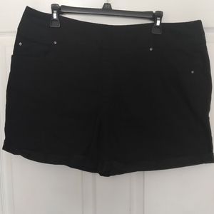 Time and Tru black shorts